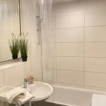 Apartkeep 32 Apartment